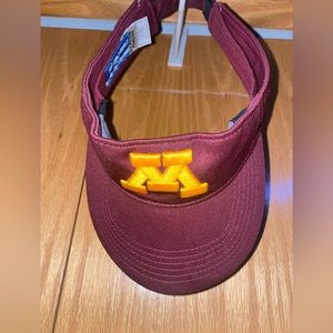 TowCaps | Minnesota Gophers Golf Visor